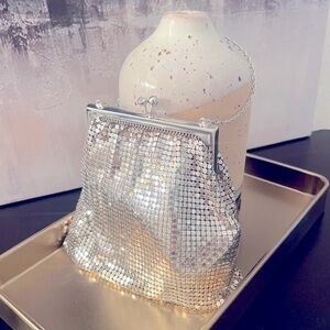 Duramesh 5th Avenue Vintage Silver Evening Bag 50’s - 60’s Kisslock rhinestone